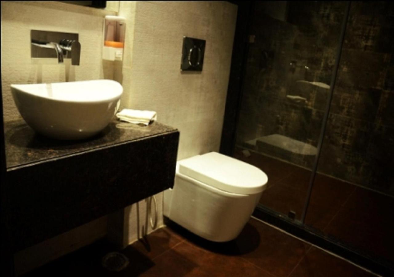 Hotel Amora - Rajnandgaon Raj Nandgaon Bagian luar foto