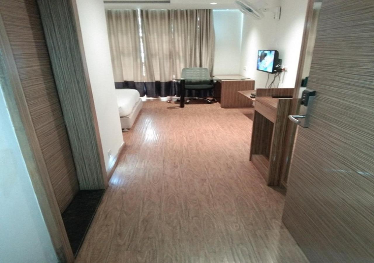 Hotel Amora - Rajnandgaon Raj Nandgaon Bagian luar foto